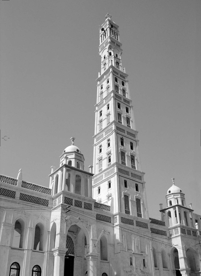 image for page Building with earth