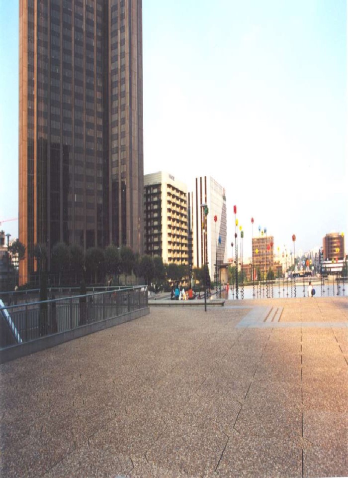 image for page Các nguyên tắc tổ hợp hình khối không gian và thiết kế mặt đứng công trình kiến trúc